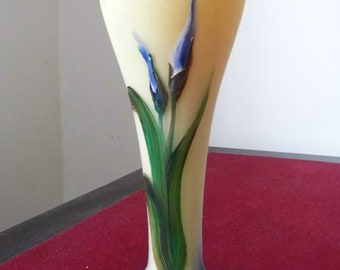 Vase. Glass dough. Art Deco. Soliflore. Signed. French art. Floral décor. French artist. Decoration.