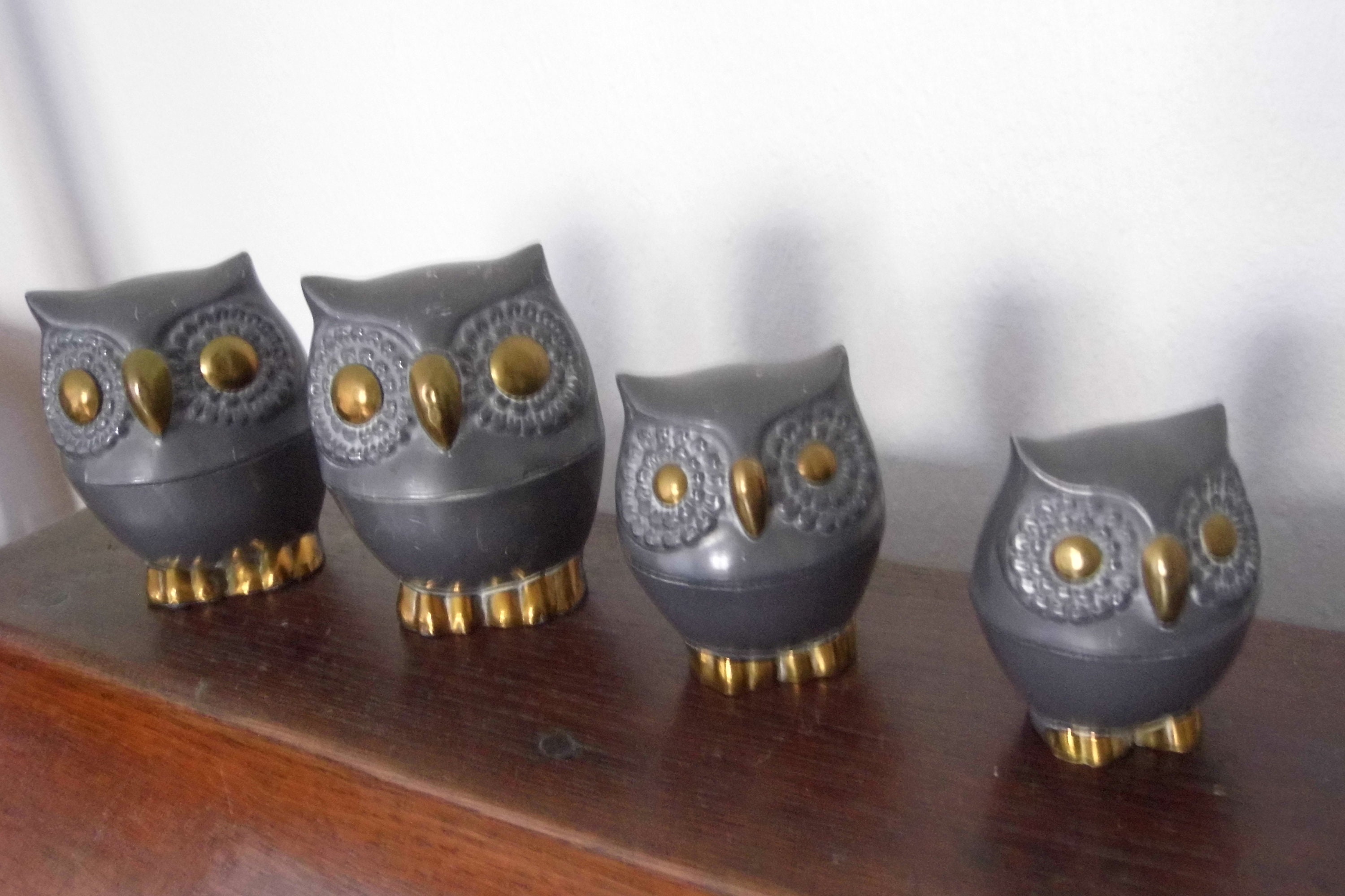 Figurine Hibou En étain Fait Main - Made In France - Fait Main Par William Sturt (Étains De Jumilhac)