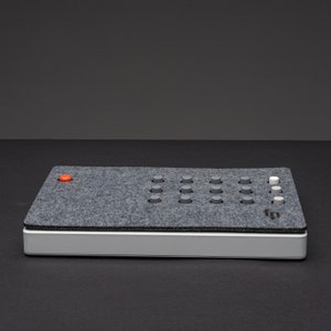 felt protect Electron Model:Sample