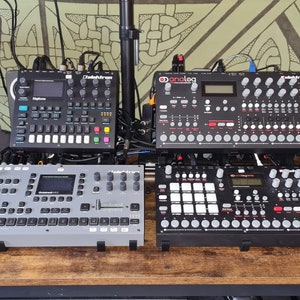 Gen2 NEW: Stand for Elektron Analog Rytm,Analog Four,Octatrack MK II with similar dimensions