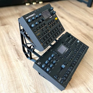 Gen2 - Stand for Elektron Digitakt Digitone Octatrack version or similar devices with similar dimensions.