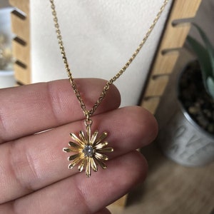 Marilyne necklace - Gold stainless steel chain - Daisy pendant