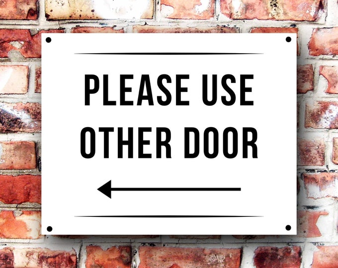 Please use other door arrow left plaque pre drilled high gloss