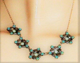 1950S   necklace BLUE FLOWERS