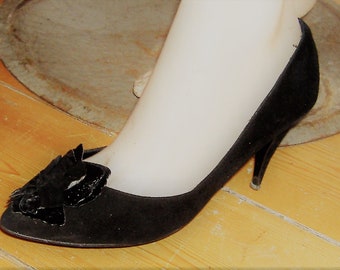 size 5 and a half in european