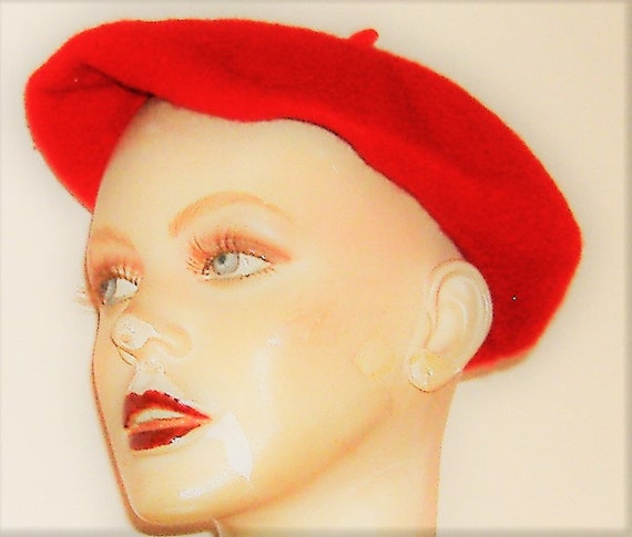 1930S STYLE RED BERET - image 2