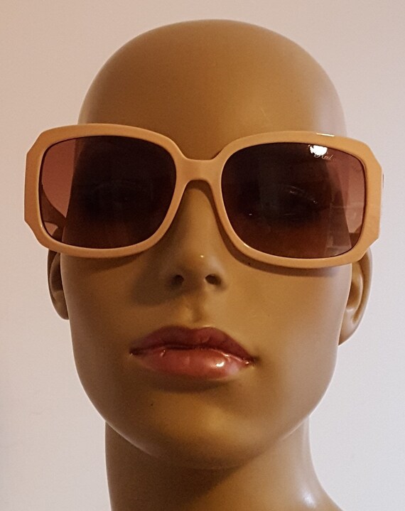1970S STYLE 90s RED or DEAD Sunglassses with case