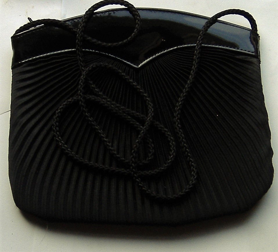 80s shop style handbags