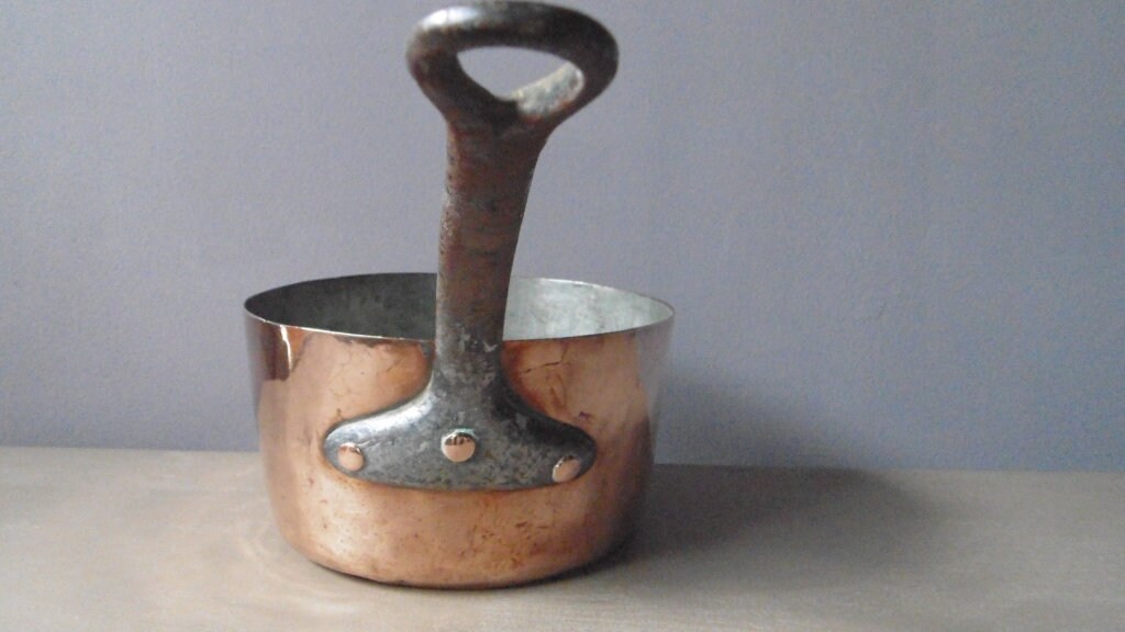 フランス ヴィンテージ 銅製パン 11cm フランス製銅製ソースパン、鉄製