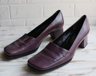 Vintage Emporio Armani lilac leather block heel shoes / Retro designer square toe shoes / Vtg mid heel loafers 1990s women slip on shoes