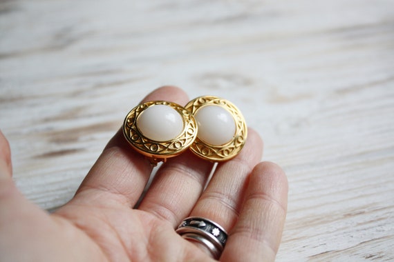 Vintage chunky bridal earrings / Antique white cl… - image 10