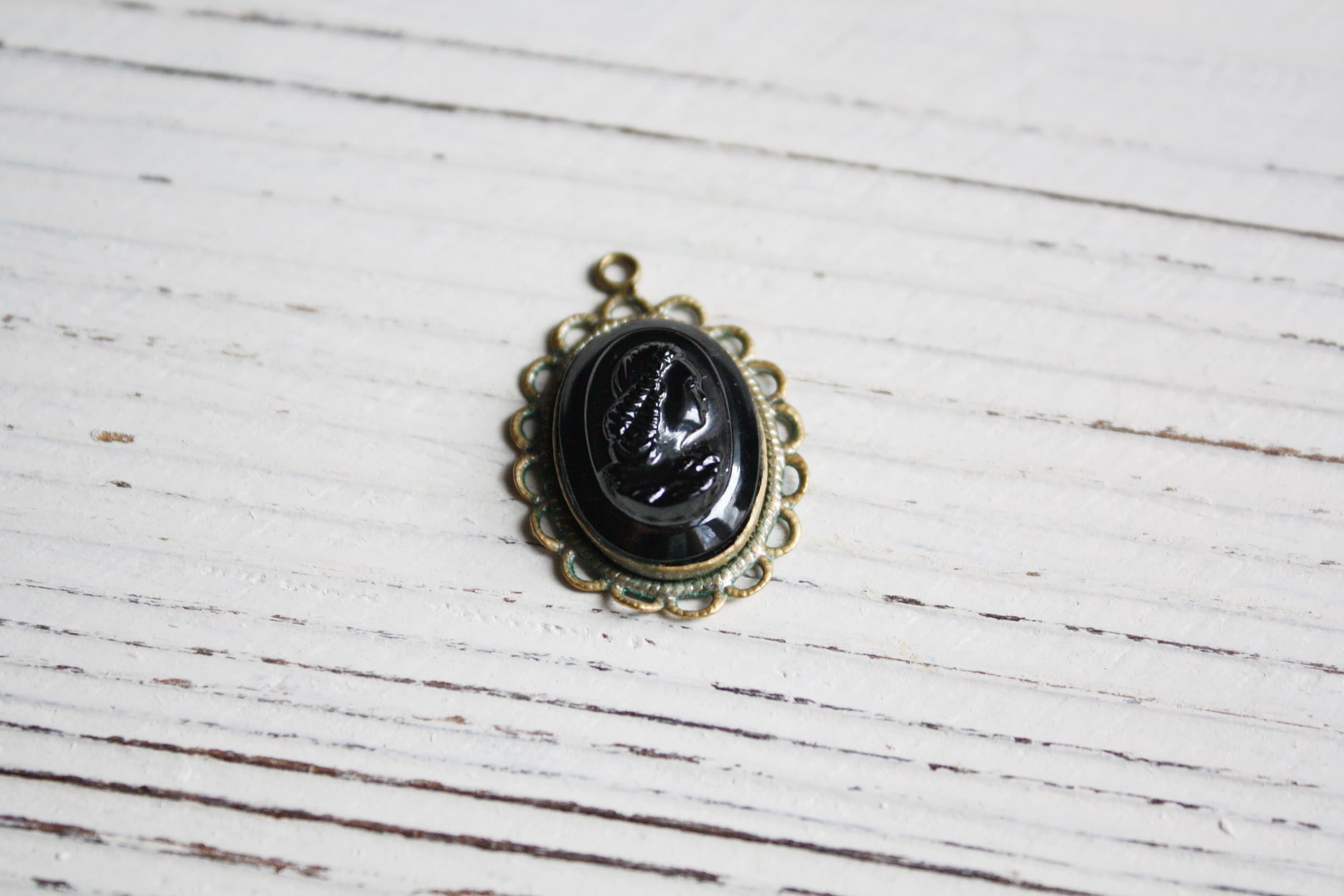 Vintage black cameo pendant / Antique cameo jewelry / Vintage Etsy