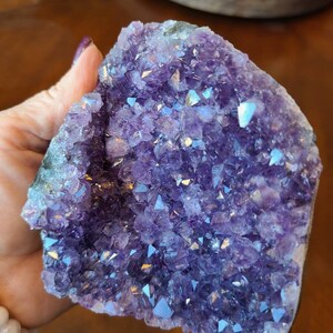 Beautiful Amethyst with Cut Base