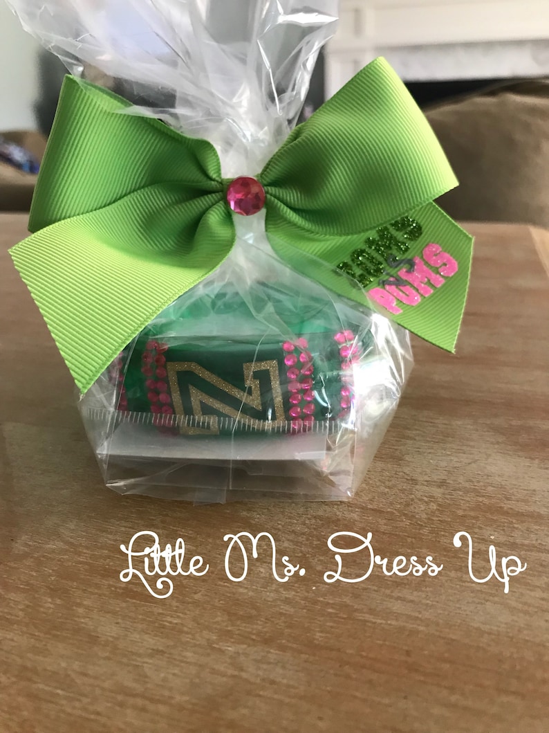5-8 Zoms Poms cheer hair bow zombies party favors pink cheer bowaddison cheer bow