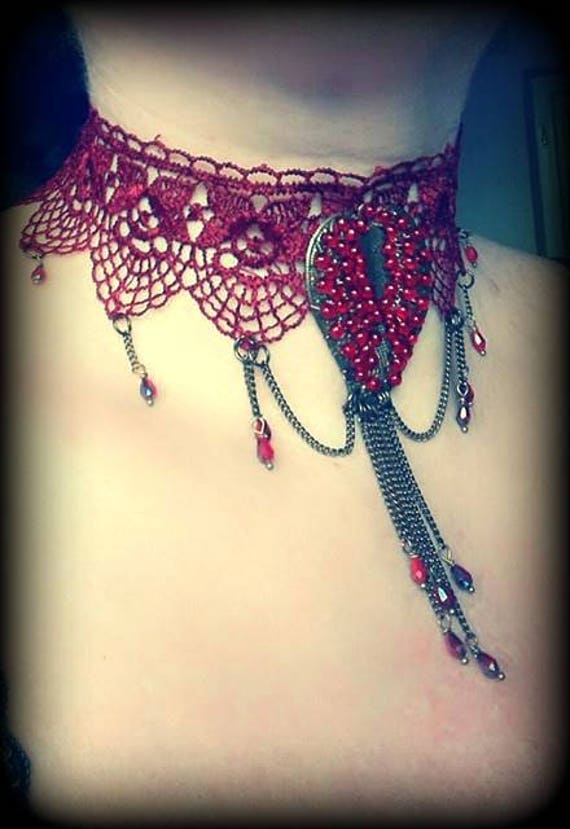 Burlesque choker sale