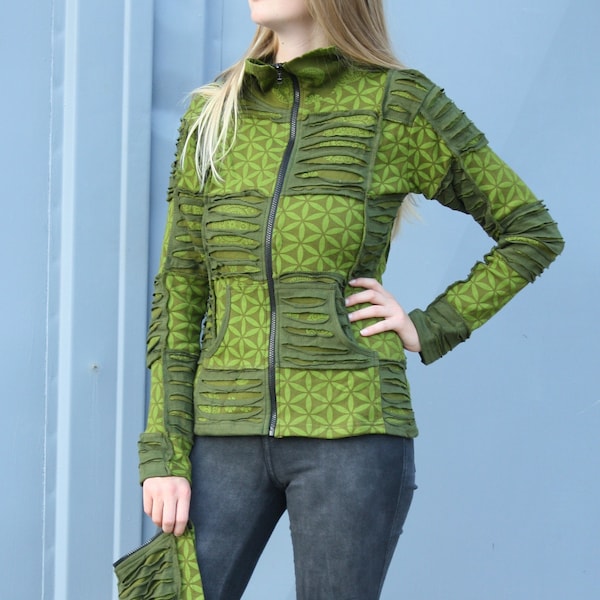 Patchwork jacket with pointed hood Goa Razor-Cut *green*