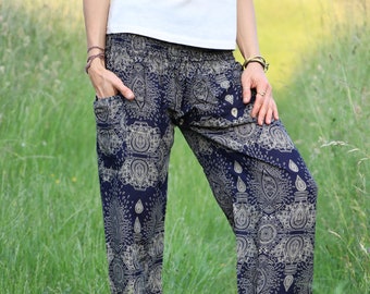 Pump pants with PAISLEY pattern in *dark blue* plush pants women made of viscose yoga pants