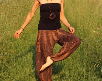 Supple pump pants FEATHERS in *brown* Pluderhose women made of viscose Boho yoga pants summer