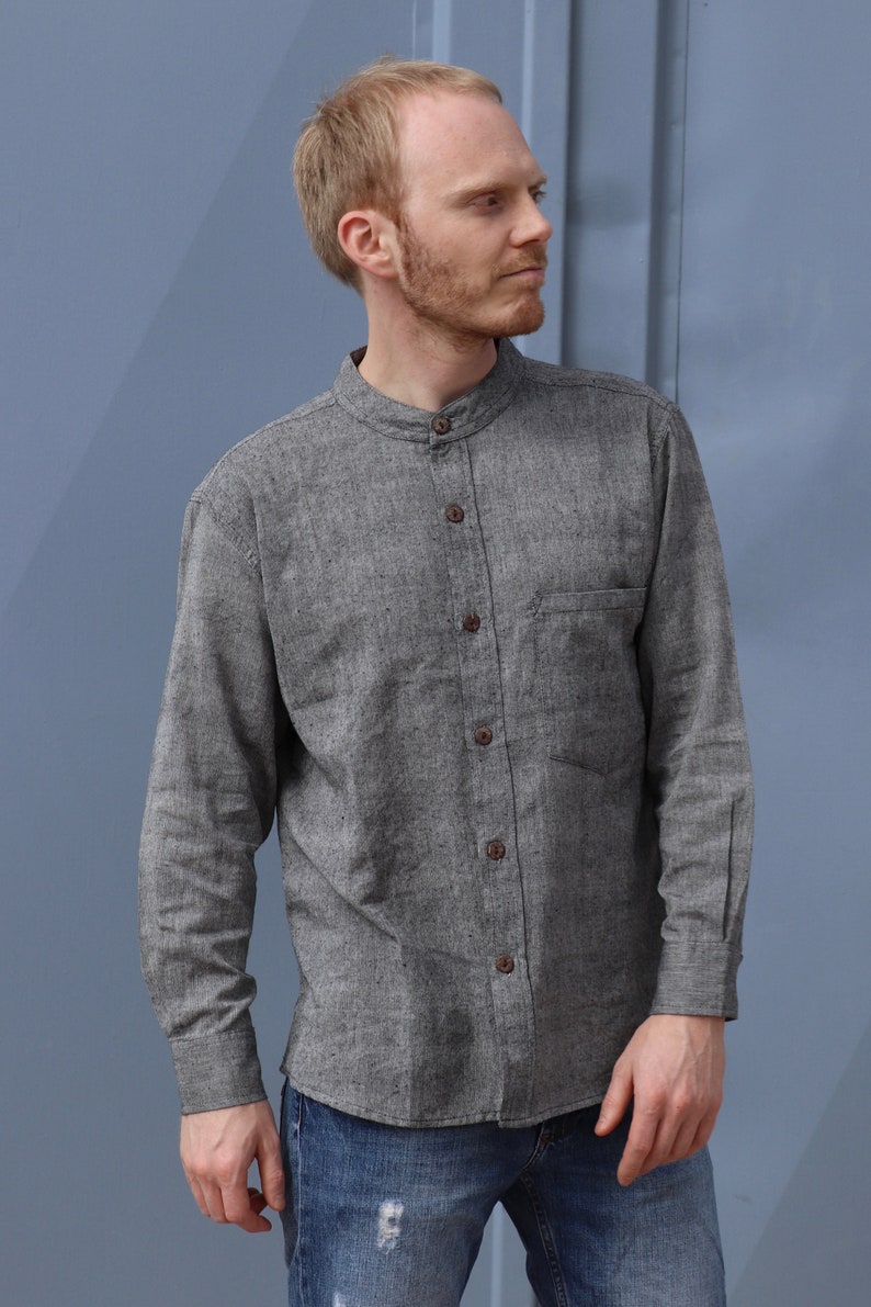 Lightweight men's shirt with cuffs in GRAY image 2