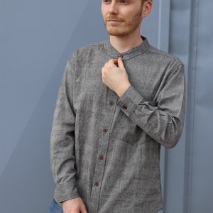 Lightweight men's shirt with cuffs in GRAY image 1