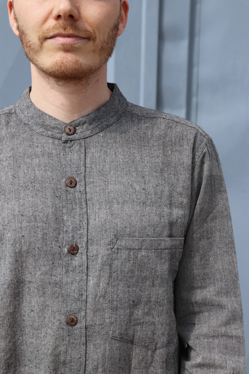 Lightweight men's shirt with cuffs in GRAY image 4