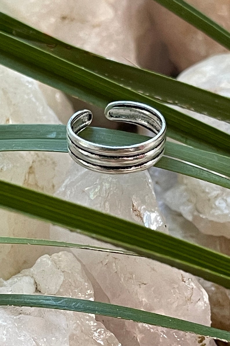 Toe ring TRINITY made of 925 sterling silver, flexible ring, women's, men's, foot jewelry, adjustable in size image 2