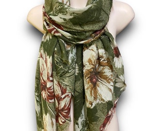 Peonías patrón de flores bufanda de mezcla de algodón verde / primavera verano otoño bufanda / regalos para la madre / bufanda mujeres / regalos de cumpleaños / regalos de Navidad