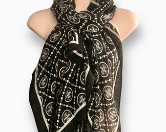 Seamless Chains Pattern Black White Cotton Scarf/Scarf Women/Spring Summer Autumn Scarf/Gift For Mom/Birthday Christmas Gift/UK Seller