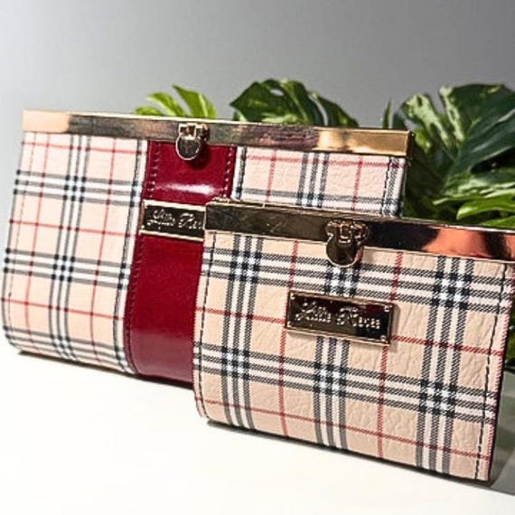 Sand Tartan Clutch Organizer Wallet | Large Clutch Wallet with Gold Bar Flip Lock Closure