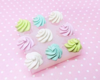 Miniature for Dollhouse 6 Piece Large Meringue mold