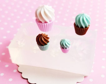 Miniatur Cupcakes Silikonform, Cupcake Polymer Clay Form, Flexible Push Mold, Puppenhaus MiniaturForm, ResinForm, Schmuckform, Geschenk