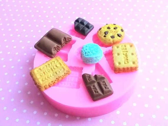 Miniature Cupcakes Silicone Mold, Cupcake Polymer Clay Mold, Flexible Push  Mold, Dollhouse Miniature Mold, Kawaii Decoden, Resin Mold 
