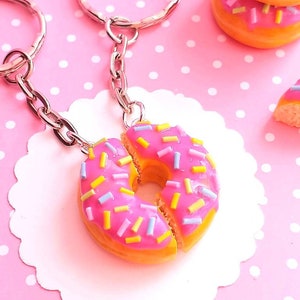 BFF Donut Keychains, Frosted Glazed Donut with Sprinkles, Food Keychain for Donuts Lovers, Clay Donuts Keychains