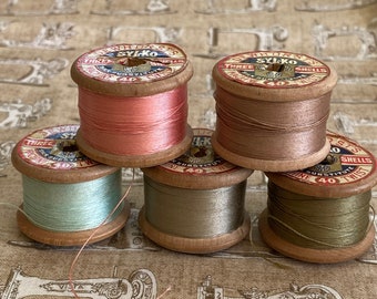 Dewhursts Sylko, dumpy wooden cotton reels, 1940s