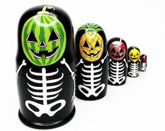 Matrioska di frutta spettrali, decorazioni per feste di Summerween per uno stile di mensole spaventosamente carino, Matrioska di legno dipinta a mano