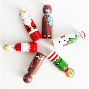 Santa family peg dolls, First Christmas decor, Christmas Santa Peg Doll Set, Christmas tree gift, Toy Figurine, Christmas Ornament