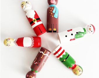 Hand Painted Santa Family Peg Dolls Set: Linden Wood Christmas Ornament, Christmas tree decor