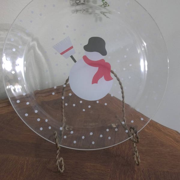 set of 4 Arcoroc Snowman and Broom Glass 8 inch dessert Plate Holiday plates manufactured in France