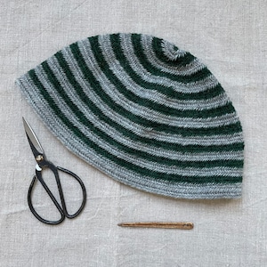 Nalbound/Naalbinding Hat - Gray and Green Striped, Extra Large