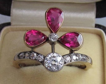 Antique Belle Époque - Tiara Ring - Natural Ruby and Old European Cut Diamond - 14K Yellow Gold - Austro Hungarian