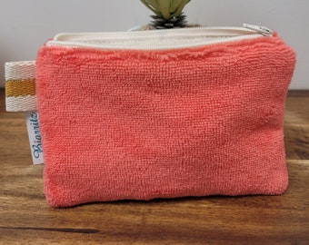 Mini pochette en fibres de Bambou Oeko Tex couleur corail. Milia-Loka Biarritz.