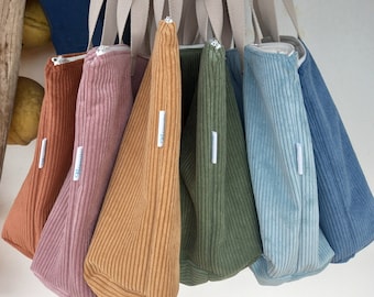 Pretty tote bags with zip in corduroy and cotton. Milia-Loka Biarritz.