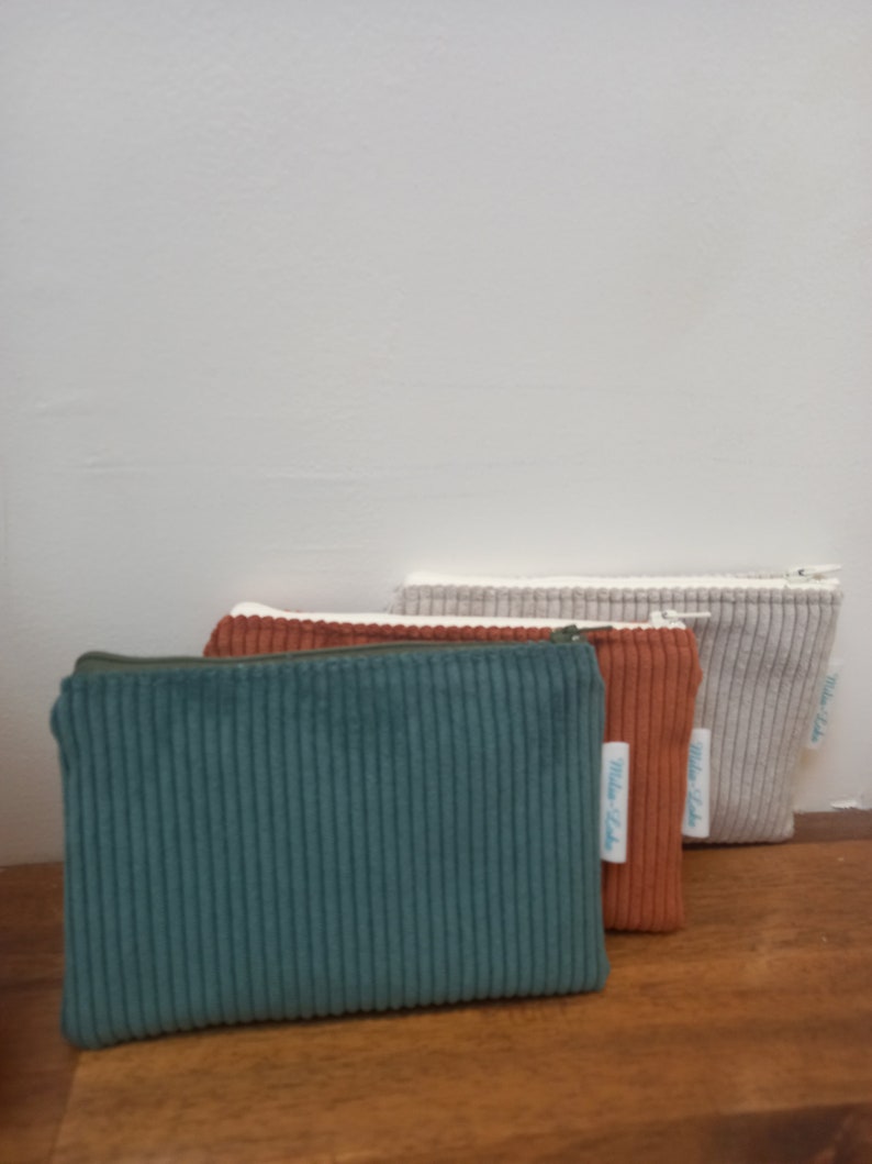 Jolies petites pochettes en velours côtelé et coton. Milia-Loka Biarritz. image 3