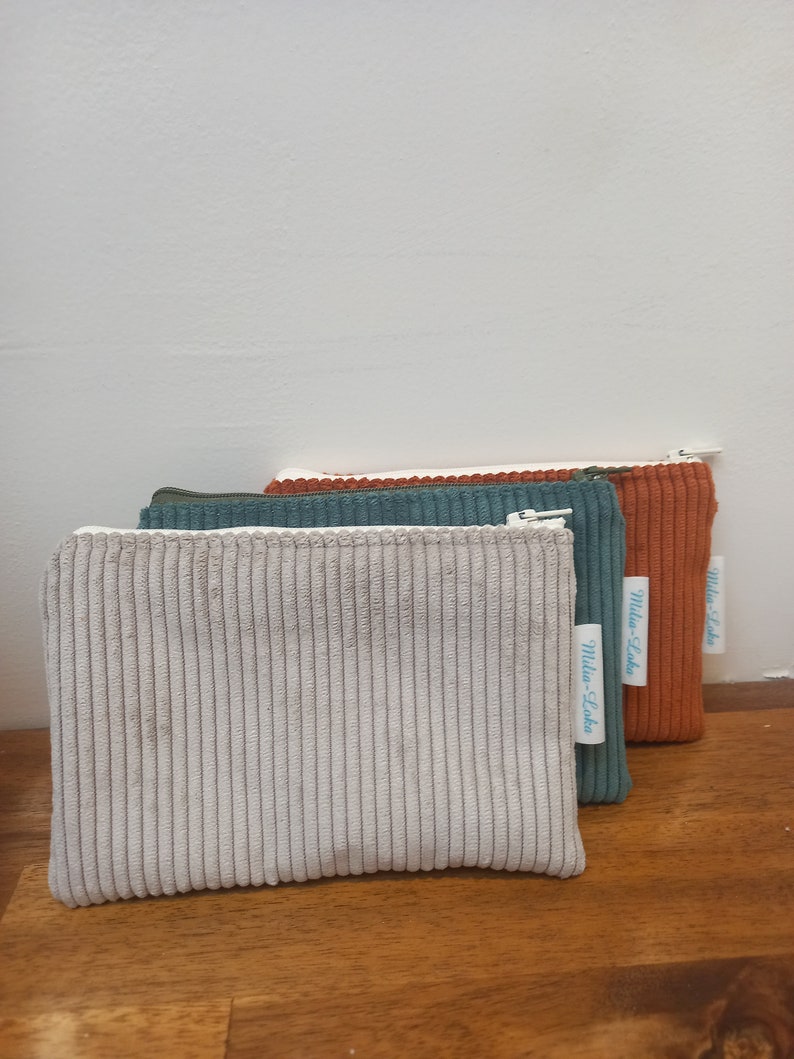 Jolies petites pochettes en velours côtelé et coton. Milia-Loka Biarritz. image 4