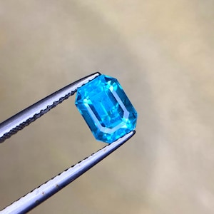1.80 Carat Natural Blue Apatite Gemstone - AAA Grade Emerald Faceted - Perfect for Jewelry Making