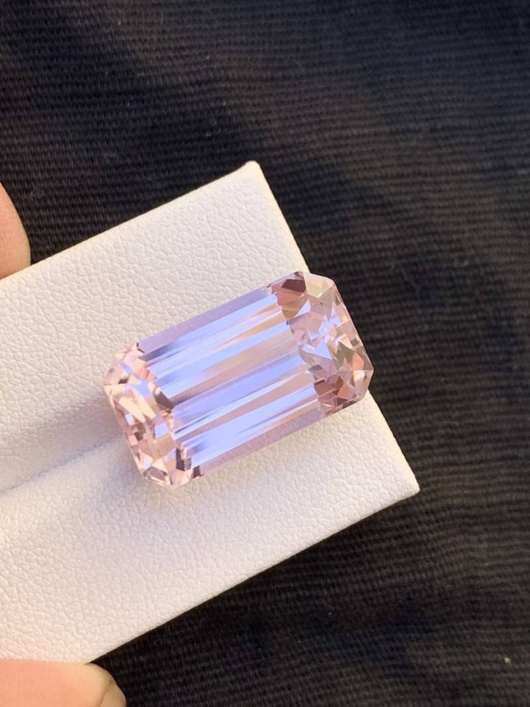 Pierre Brute Kunzite Rose (27,20 Carats) - Naturelle, VVS, Afghanistan - Neuf Sans Emballage