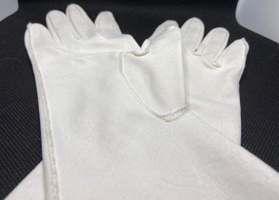 Vintage Faux Creased Leather Gloves, White Gloves… - image 6