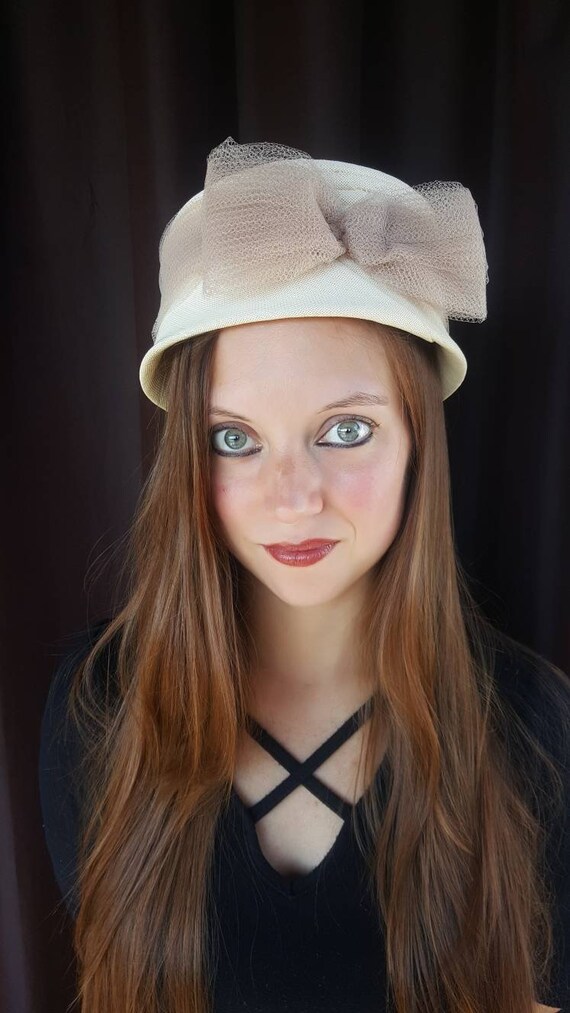 1960s Pillbox, Vintage Formal Hat, White Pillbox,