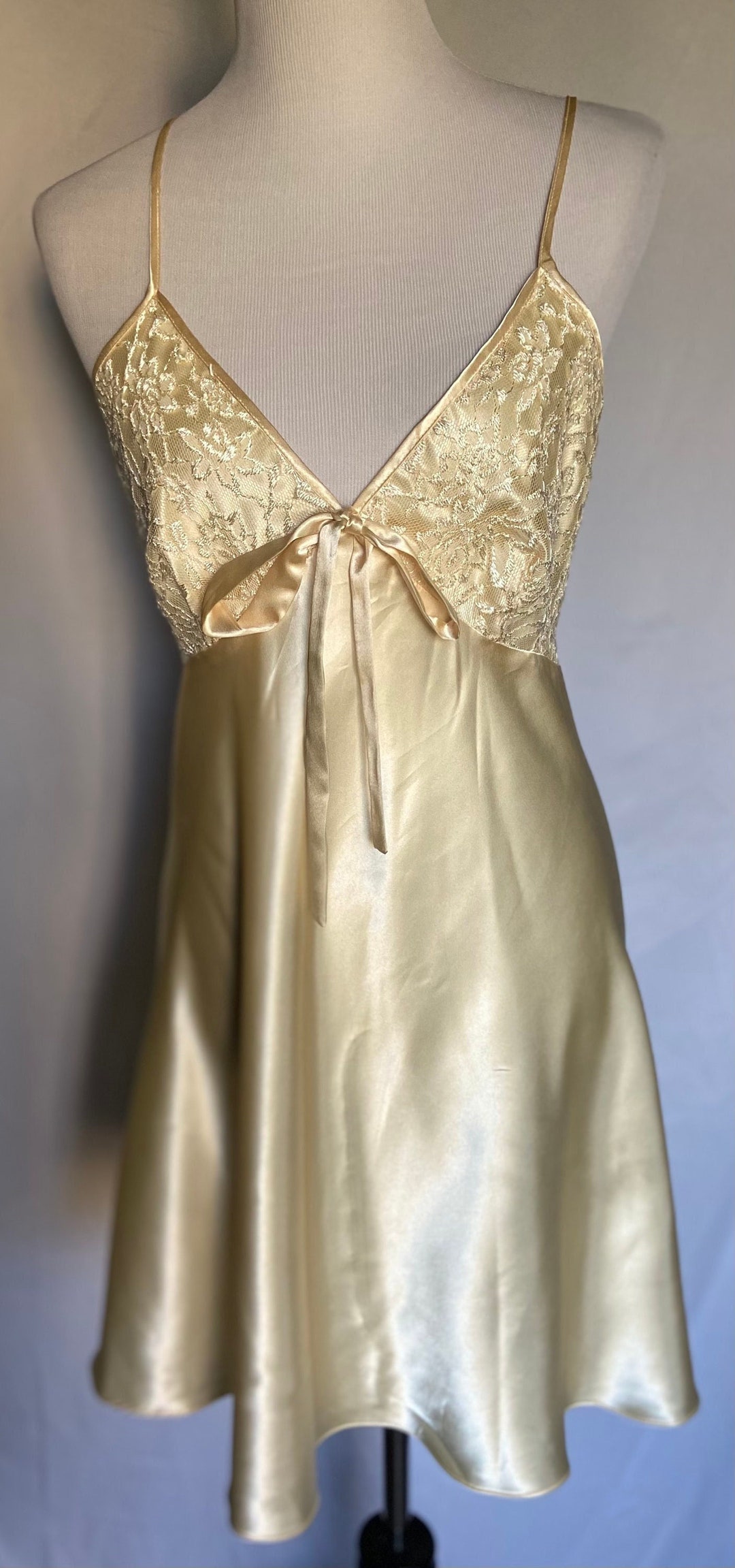 Yellow XXL Nightgown, Plus Size Vintage Nightgown, Secret Treasures