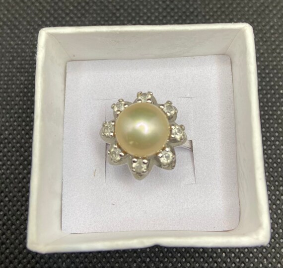 1950s Style Pearl Ring, Statement Ring, Size 9 Ri… - image 4